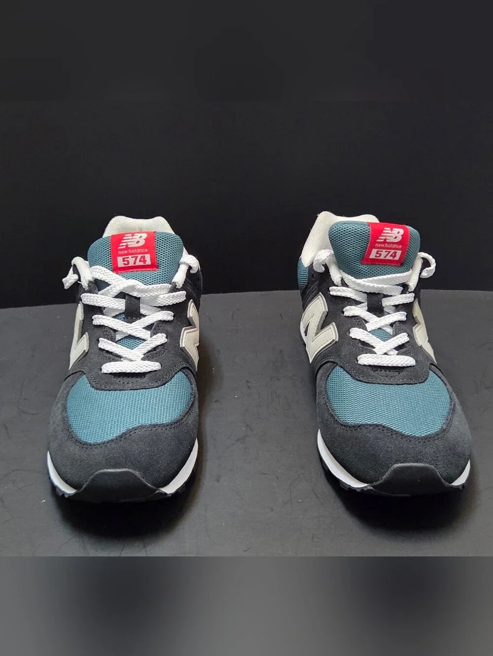 New Balance 574 Black Green Colorway GC574MGH Size 7 Mens Boys Suede Mesh 0190
